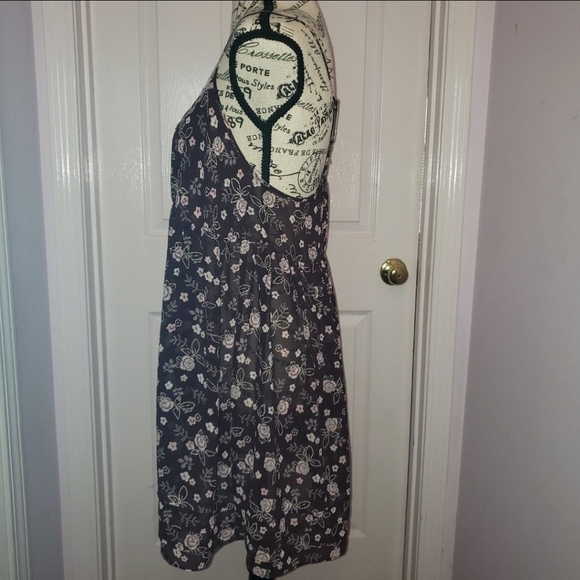 VICTORIA Secrete Angel top size medium - Picture 3 of 6